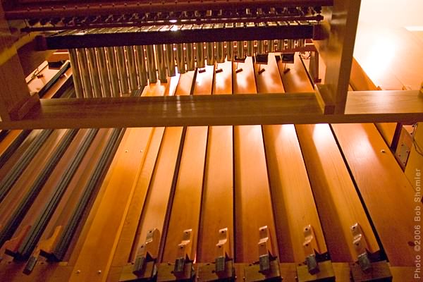 inside lobby organ pipe chamber 3