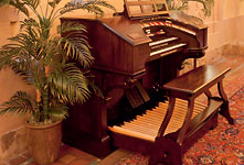 Lobby organ console